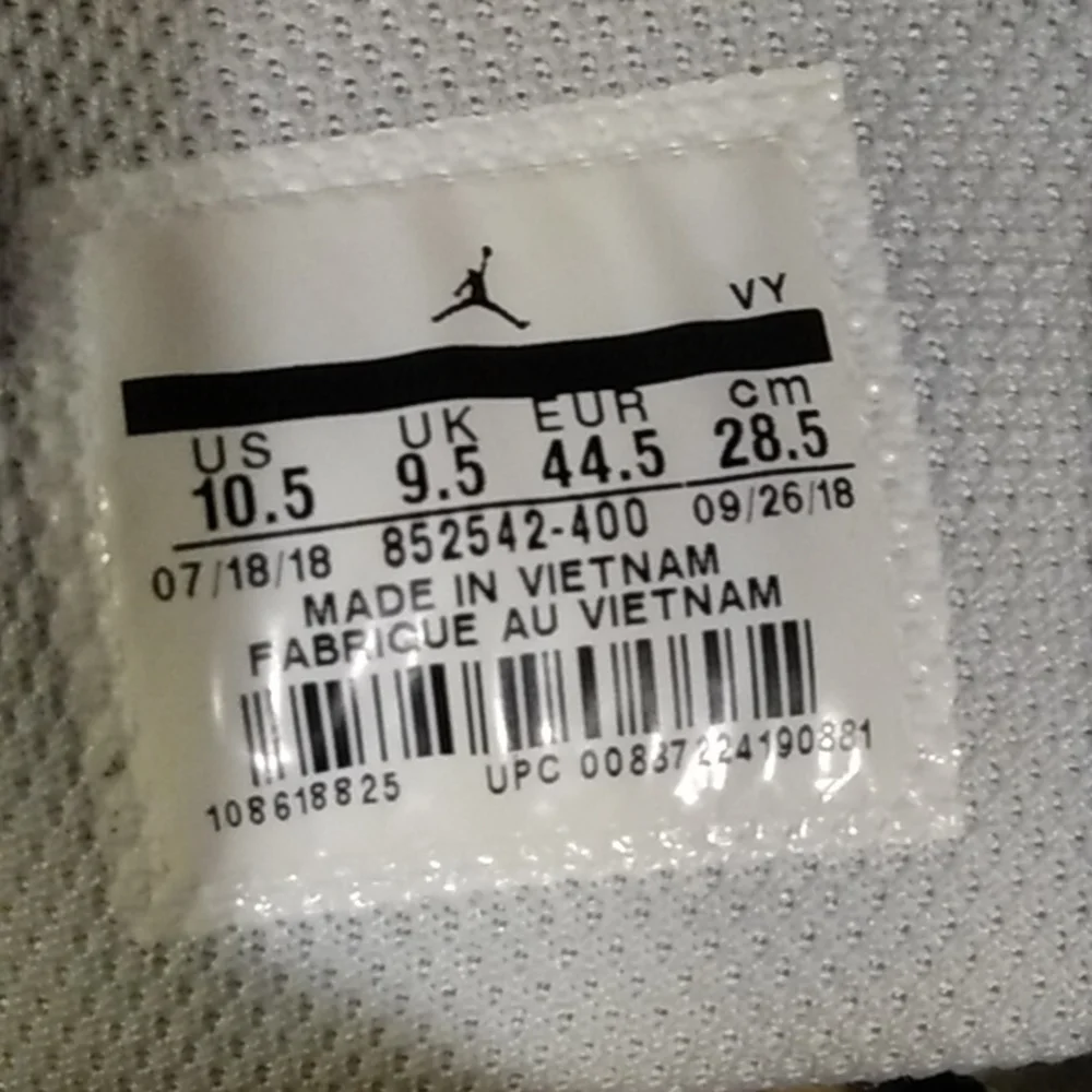 Air Jordan 1 High  it's an old colorway I think it's called m.nightnavy,red,sail - Picture 5 of 14
